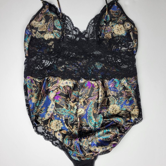 Wacoal 90s Vintage Black Lace Teddy w/ Rare Fine Paisley Pattern EVC Size M - Picture 2 of 11